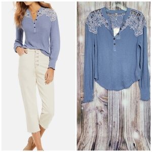 𝅺Free People Blue Crochet Floral Lace Henley Top